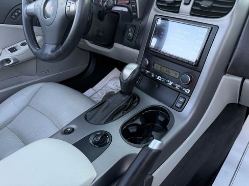 Used 2007 Chevrolet Corvette Convertible w/ Preferred Equipment Group image 21