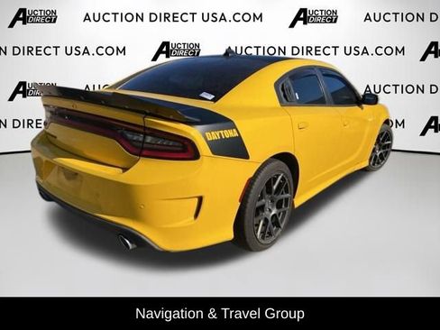 Used 2017 Dodge Charger R/T image 8