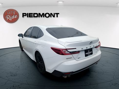 Used 2025 Toyota Camry LE FWD image 7