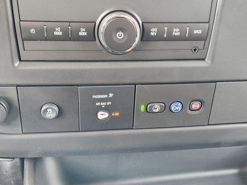 New 2025 Chevrolet Express 2500 w/ Driver Convenience Package image 19