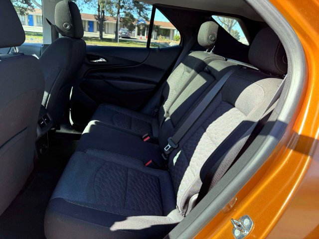 Used 2018 Chevrolet Equinox LT w/ LT True North Edition AWD/4WD image 13