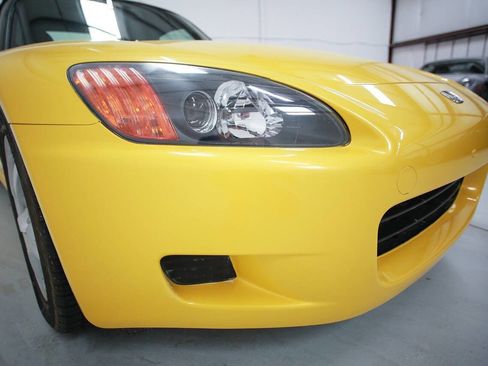 Used 2001 Honda S2000 Base 2dr Convertible image 12