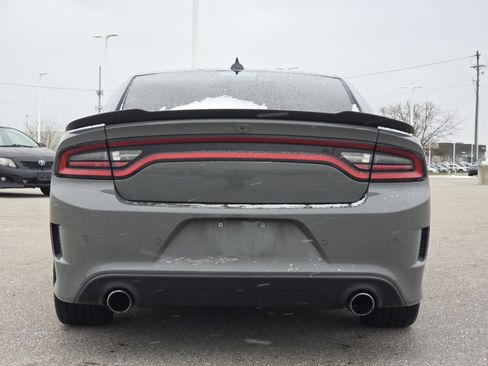 Used 2018 Dodge Charger R/T Scat Pack image 13