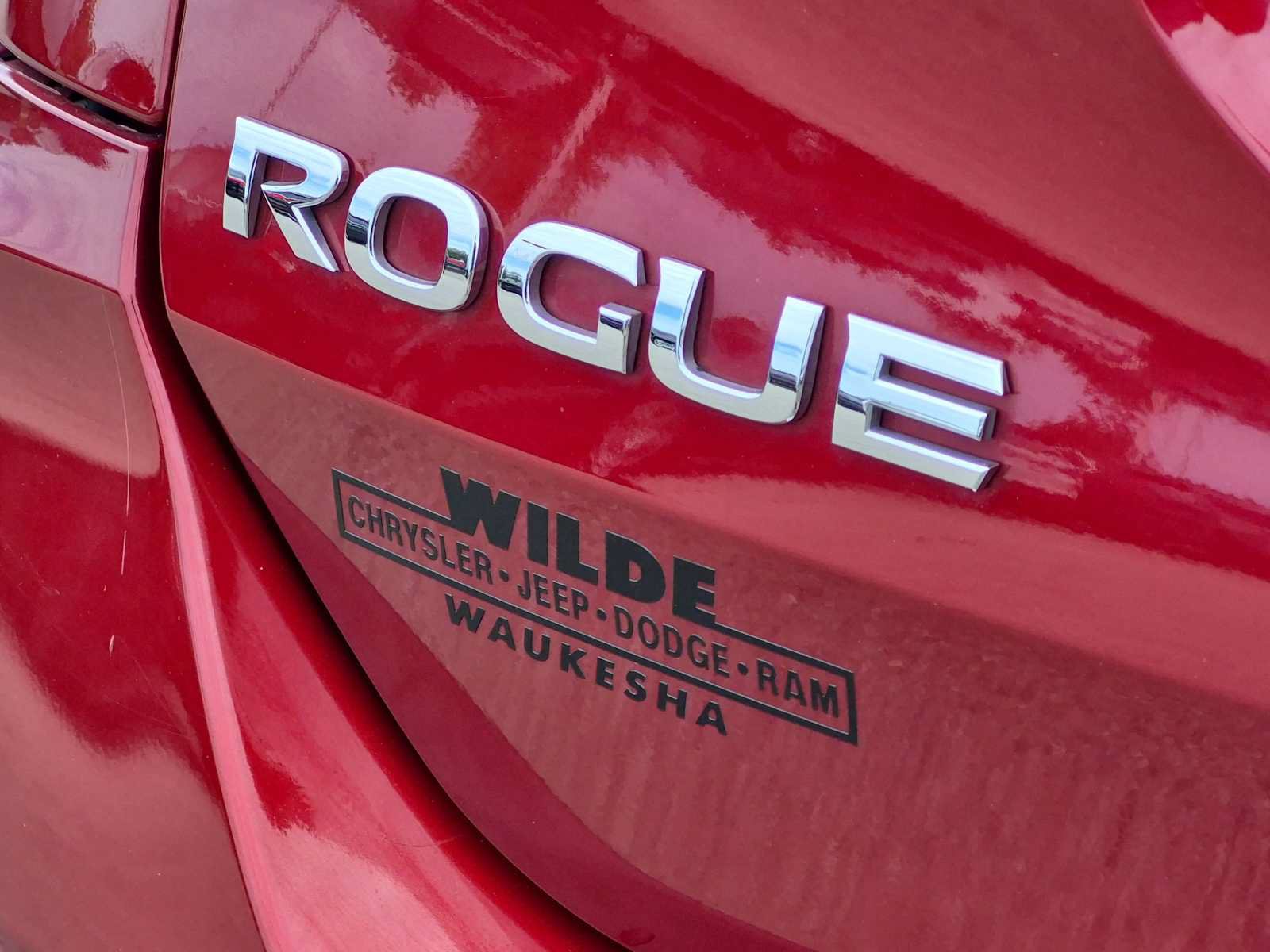 Used 2019 Nissan Rogue SL w/ Premium Package AWD/4WD image 12