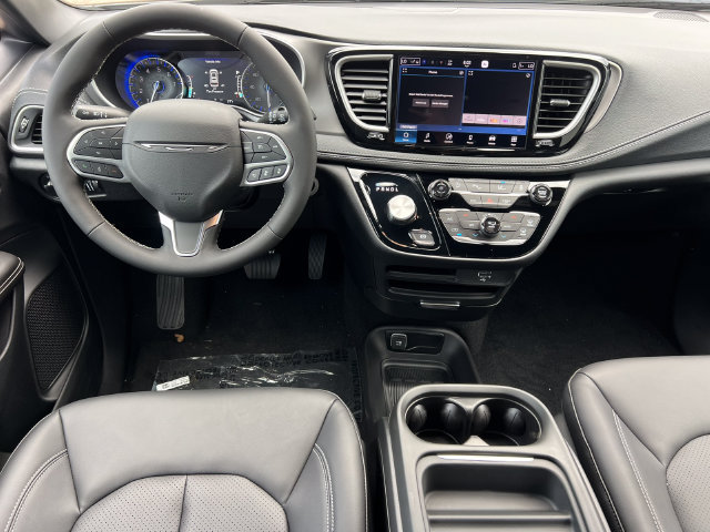 New 2027 Chrysler Pacifica Select FWD image 2