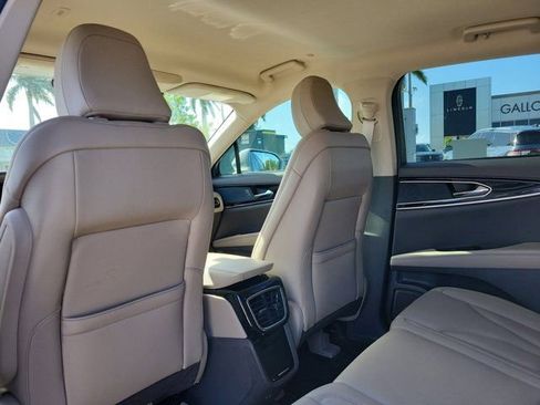 Certified 2023 Lincoln Nautilus FWD w/ Premium Package image 14