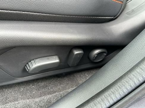 New 2025 Subaru Crosstrek 2.5i Limited image 8