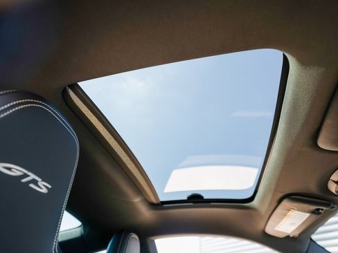 Certified 2024 Porsche 911 Carrera GTS image 29