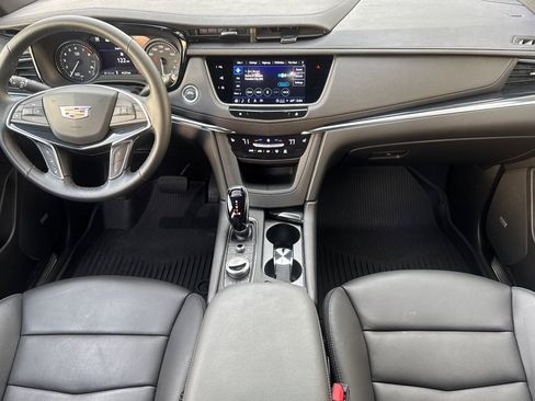 Used 2025 Cadillac XT5 Premium Luxury w/ Technology Package image 14