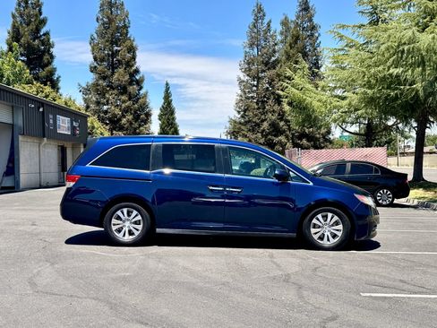 Used 2015 Honda Odyssey EX-L image 2