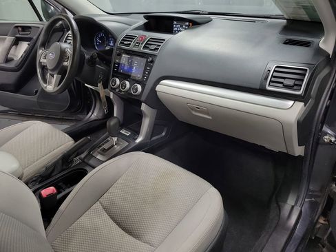 Used 2018 Subaru Forester 2.5i Premium AWD/4WD image 25