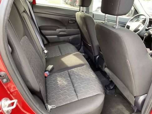 Used 2023 Mitsubishi Outlander Sport LE AWD/4WD image 24
