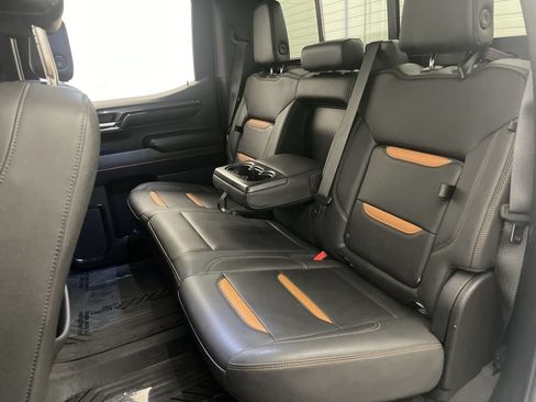 Used 2024 GMC Sierra 1500 AT4 w/ AT4 Premium Package AWD/4WD image 19