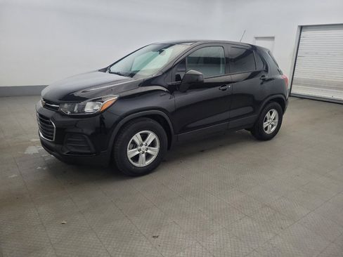Used 2020 Chevrolet Trax LS w/ Tint and Cruise Package image 2
