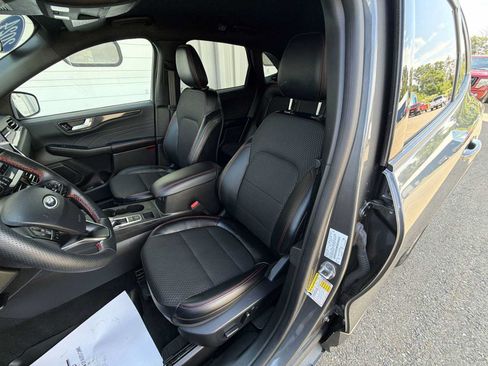Used 2024 Ford Escape ST-Line w/ Tech Pack #1 AWD/4WD image 13