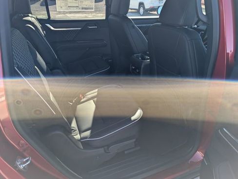 New 2026 GMC Acadia Denali w/ Super Cruise Package AWD/4WD image 22