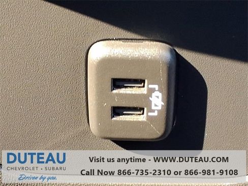 Used 2022 Chevrolet Equinox RS w/ RS Leather Package image 10