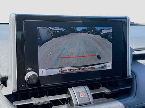 Used 2024 Toyota RAV4 XLE FWD image 11