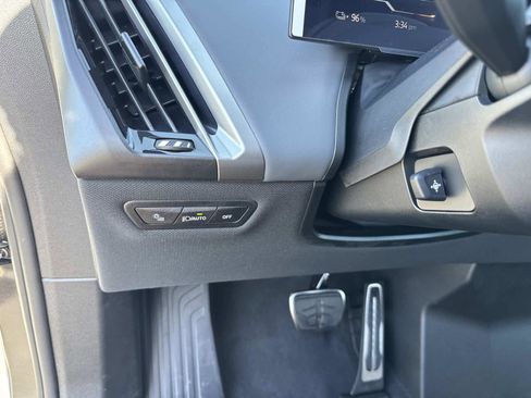 New 2026 BMW iX xDrive45 w/ M Sport Package image 31