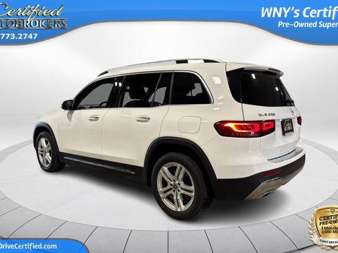 Used 2020 Mercedes-Benz GLB 250 4MATIC image 9