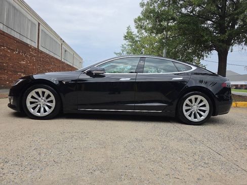 Used 2019 Tesla Model S Long Range AWD/4WD image 4