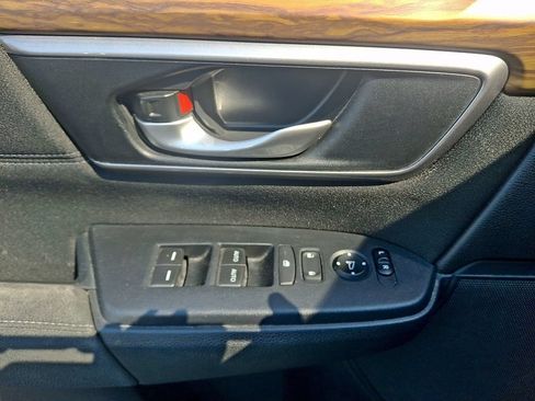 Used 2018 Honda CR-V EX image 14