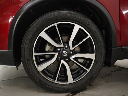 Used 2020 Nissan Rogue SL w/ Premium Package image 31