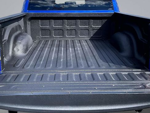 Used 2019 RAM 1500 Express w/ Wheel & Sound Group AWD/4WD image 19
