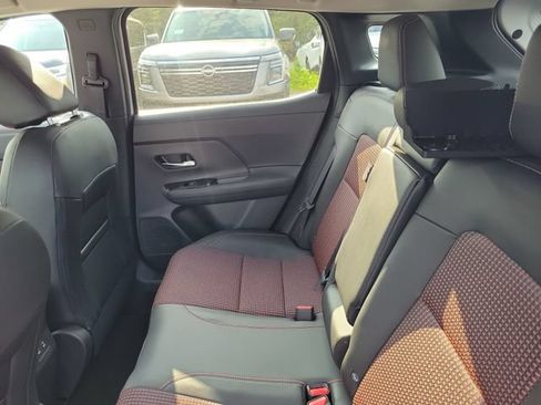 New 2026 Nissan Kicks SR w/ Cold Weather Package FWD image 10