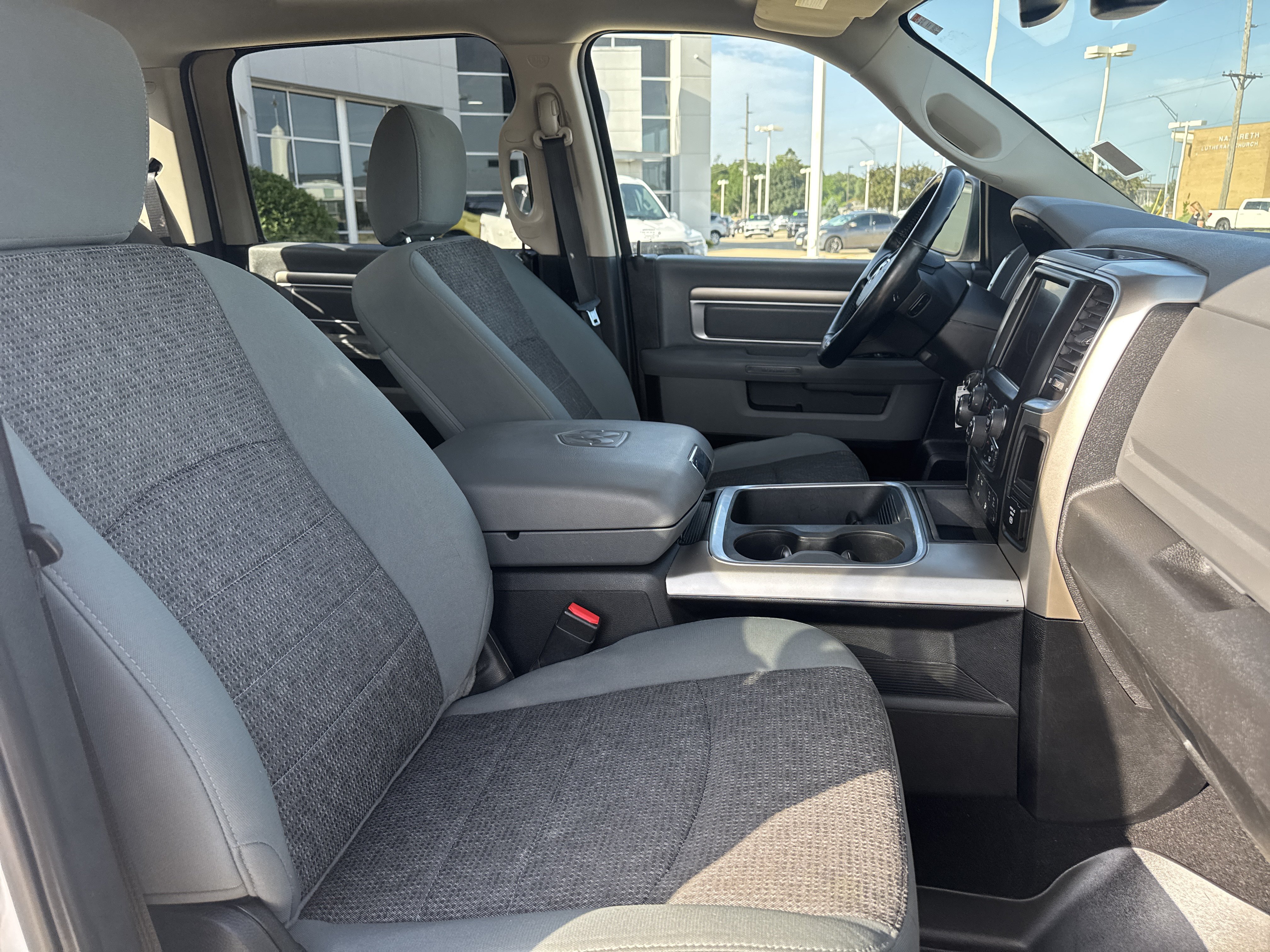 Used 2017 RAM 1500 Big Horn AWD/4WD image 7