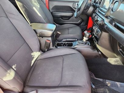 Used 2023 Jeep Gladiator Sport