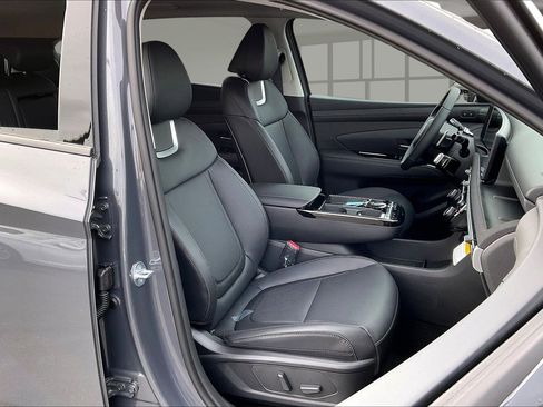 New 2026 Hyundai Tucson Limited image 11