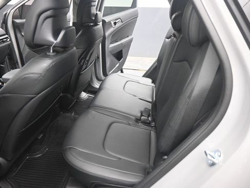 Used 2026 Kia Sportage SX FWD image 17
