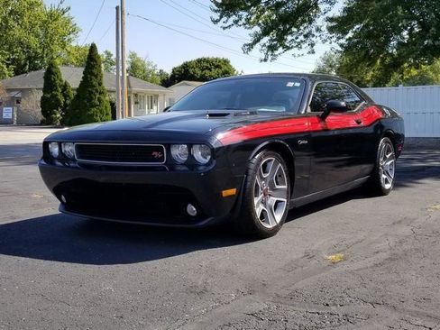Used 2012 Dodge Challenger R/T image 11