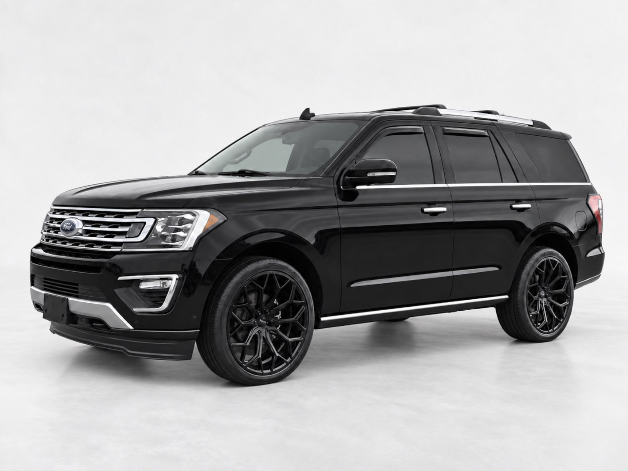 Used 2019 Ford Expedition Limited w/ Equipment Group 302A AWD/4WD image 9