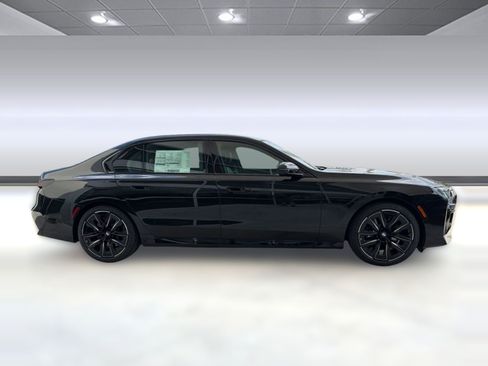 New 2026 BMW 740i xDrive w/ Executive Package AWD/4WD image 8