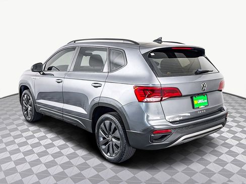 Used 2022 Volkswagen Taos S image 7