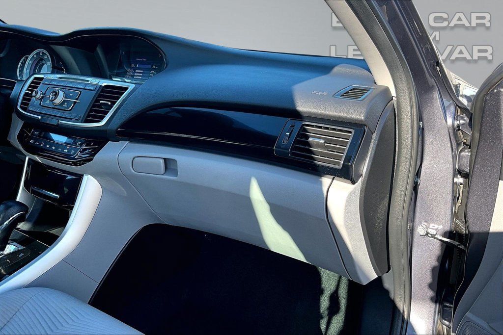 Used 2016 Honda Accord LX image 17