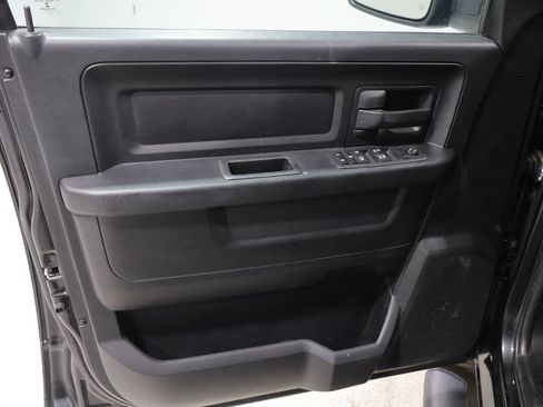 Used 2018 RAM 1500 Express w/ Black Ram 1500 Express Group AWD/4WD image 12