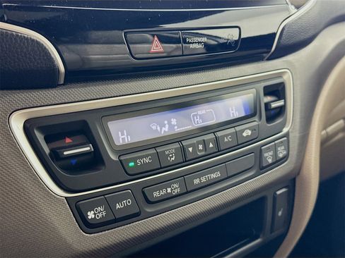 Used 2023 Honda Ridgeline RTL image 10