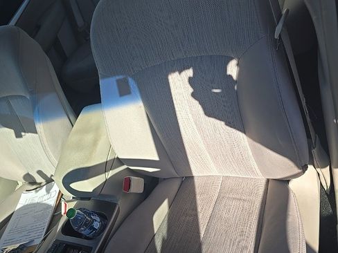 Used 2013 Subaru Legacy 2.5i Premium image 10