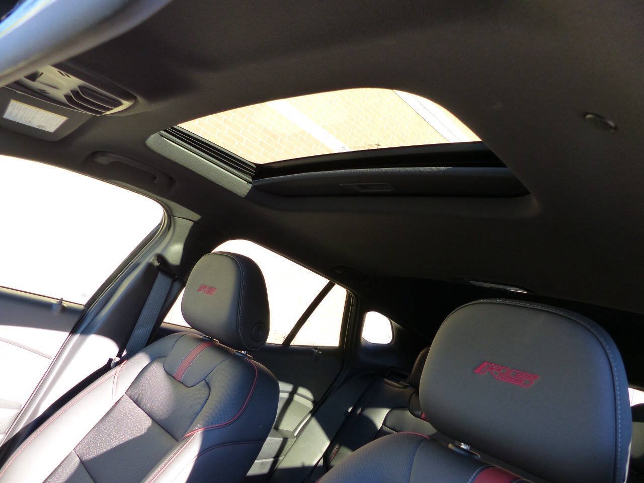 Used 2026 Chevrolet Trax RS w/ Sunroof Package FWD image 38