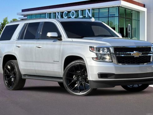 Used 2019 Chevrolet Tahoe LT RWD image 2