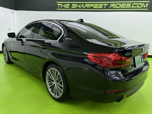 Used 2019 BMW 530e w/ Convenience Package RWD image 7