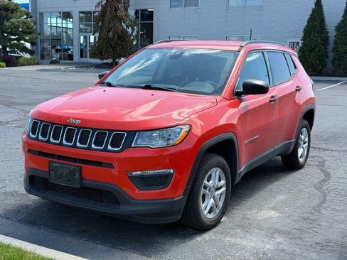 Used 2018 Jeep Compass Sport AWD/4WD image 8