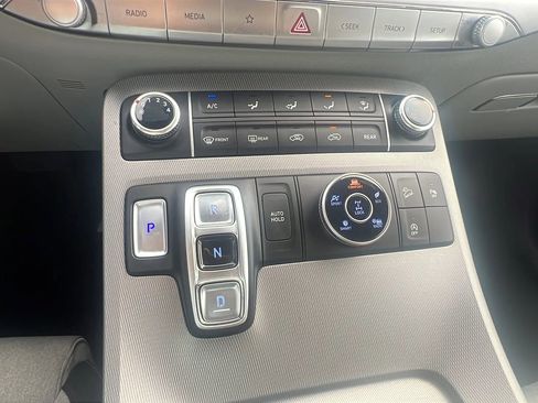 Used 2022 Hyundai Palisade SE image 19