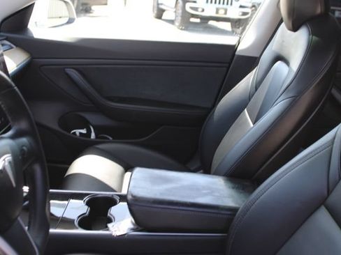 Used 2020 Tesla Model 3 Long Range AWD/4WD image 25