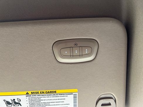 Used 2019 RAM 1500 Laramie AWD/4WD image 14