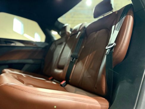 Used 2020 Lincoln MKZ Reserve w/ Monochromatic Package image 40