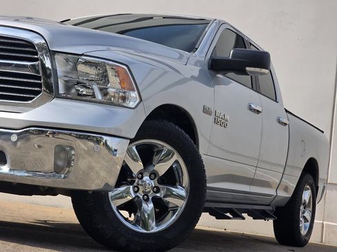 Used 2016 RAM 1500 Lone Star RWD image 8